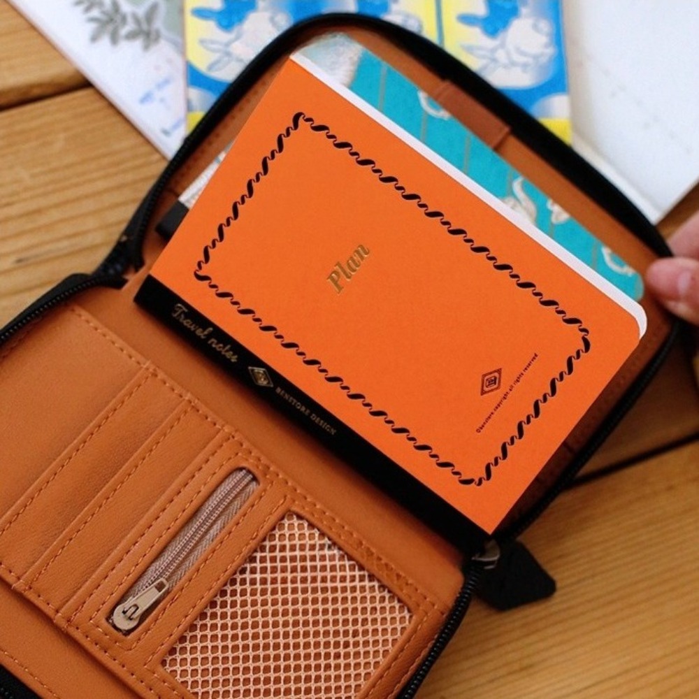 Fromthenon Traveler's Notebook - огляд і ціна Planned Parenthood
